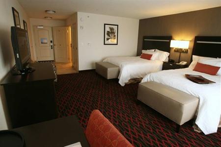 фото отеля Hampton Inn & Suites by Hilton Red Deer