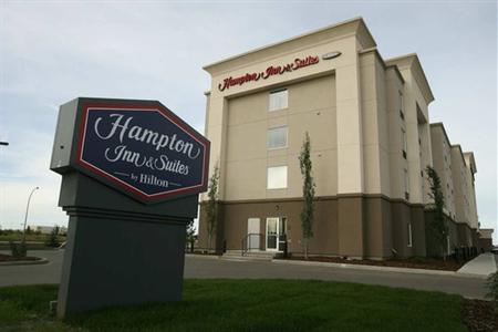 фото отеля Hampton Inn & Suites by Hilton Red Deer