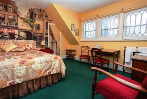 фото отеля Sleepy Hollow B&B