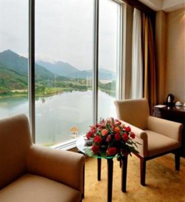 фото отеля East Lake International Hotel Yangchun