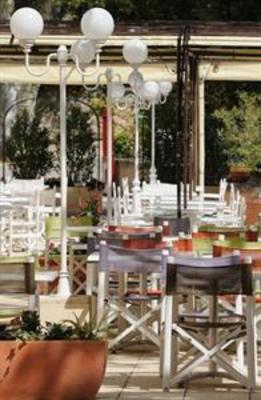 фото отеля Hôtel Montmirail Gigondas