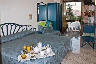 фото отеля Punta Chiarito Resort Hotel Ristorante