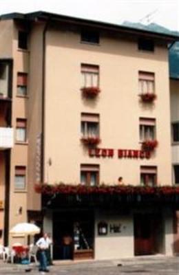 фото отеля Albergo Leon Bianco