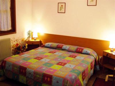 фото отеля Albergo Leon Bianco