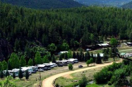 фото отеля Sierra Bonita Cabins and RV Park