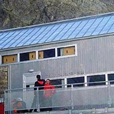 фото отеля Cesare Dalmazzi Schutzhütten Courmayeur