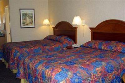 фото отеля La Fuente Inn & Suites