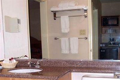 фото отеля La Fuente Inn & Suites