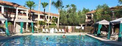 фото отеля La Fuente Inn & Suites