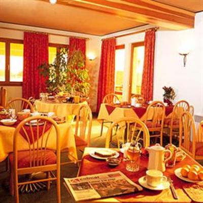фото отеля BEST WESTERN Hotel le Schoenenbourg