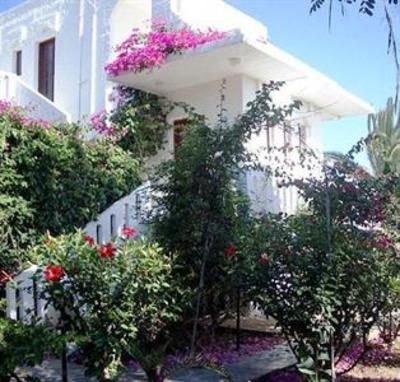 фото отеля Olympia Apartments Nea Kydonia