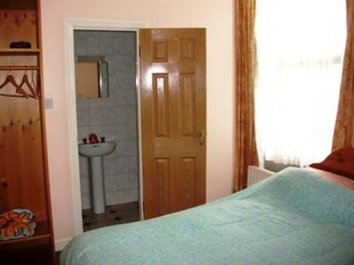 фото отеля Ring Lyne Hostel Valentia Island