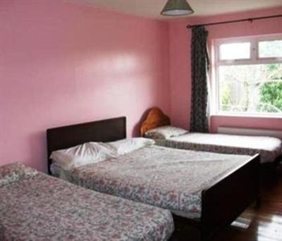 фото отеля Ring Lyne Hostel Valentia Island