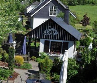 фото отеля Landschafts-Gasthaus Bräutigam-Hanses Schmallenberg