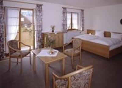 фото отеля Schuetzen Zell am Harmersbach