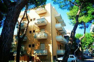 фото отеля Residenza Le Rose Cattolica
