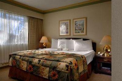 фото отеля Royal Scot Hotel & Suites