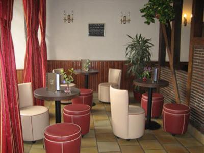 фото отеля Hotel Restaurant Le Cheval Blanc