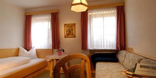 фото отеля Weiler Hotel Obertilliach