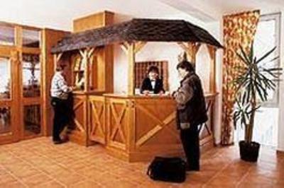фото отеля Hotel Haus Oberland