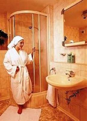 фото отеля Hotel Haus Oberland