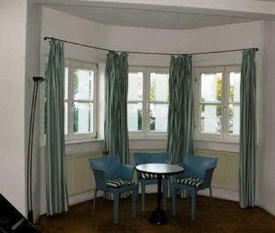 фото отеля Hotel Haus Oberland