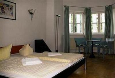 фото отеля Hotel Haus Oberland