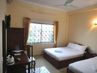 фото отеля Kampot Riverside Hotel