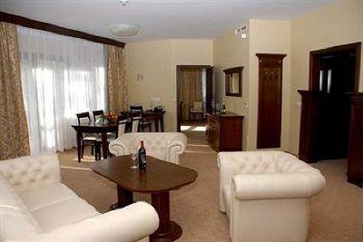 фото отеля Hotel Crocus Zakopane