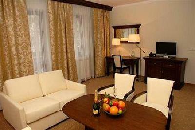 фото отеля Hotel Crocus Zakopane