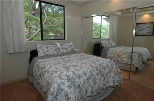 фото отеля Napili Condo Rentals