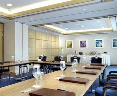 фото отеля Metropolitan Hotel Athens
