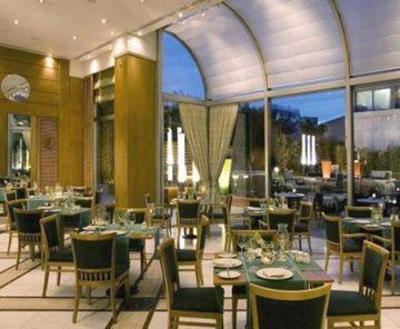 фото отеля Metropolitan Hotel Athens