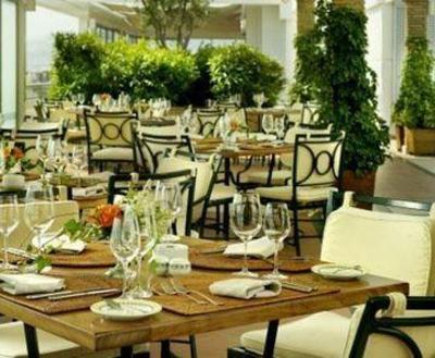 фото отеля Metropolitan Hotel Athens
