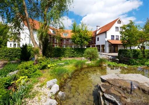 фото отеля Hotel Am Mühlbach Ottobeuren