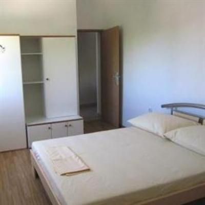 фото отеля Petros Apartments Pag