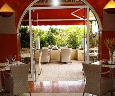 фото отеля Le Kalliste Hotel Serra-di-Ferro