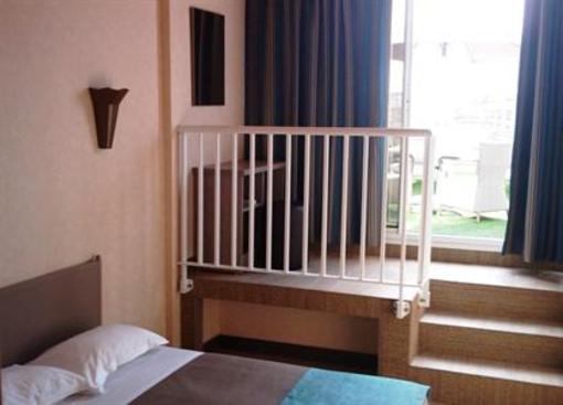 фото отеля Le Kalliste Hotel Serra-di-Ferro