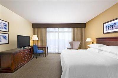 фото отеля Sheraton Park Hotel at the Anaheim Resort