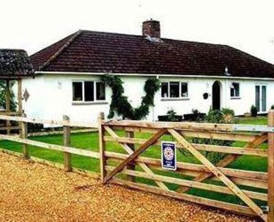 фото отеля Watergardens Bed and Breakfast Trowbridge