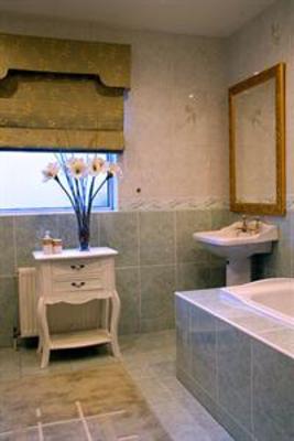 фото отеля Killererin House B&B