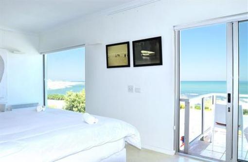 фото отеля Ocean Art House
