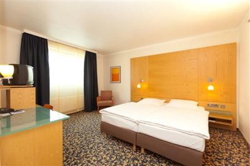 фото отеля Best Western Hotel Kantstrasse