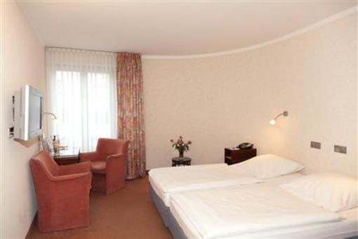 фото отеля Best Western Hotel Kantstrasse