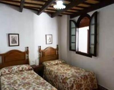 фото отеля Hostal Santa Catalina Conil de la Frontera