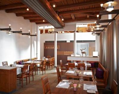 фото отеля Gourmet Restaurant & Hotel Zum Hirschen