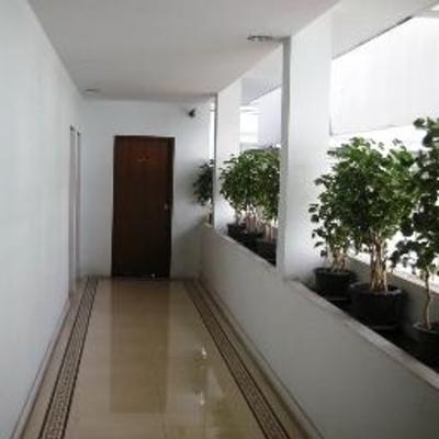 фото отеля Suriwongse Hotel