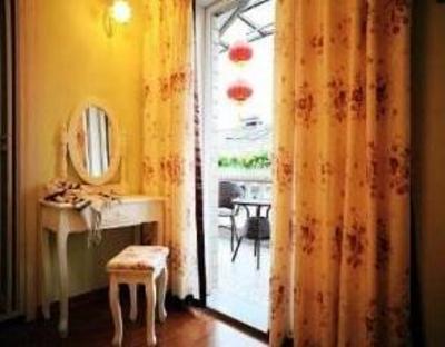 фото отеля Xiangxili Youth Hostel