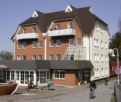 фото отеля Boddenhus Restaurant und Hotel Zingst