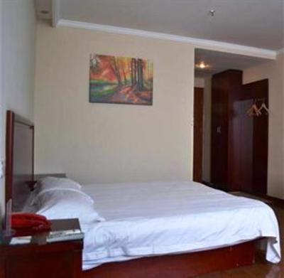 фото отеля Green Tree Inn Chuzhou Tianchang Road Hotel
